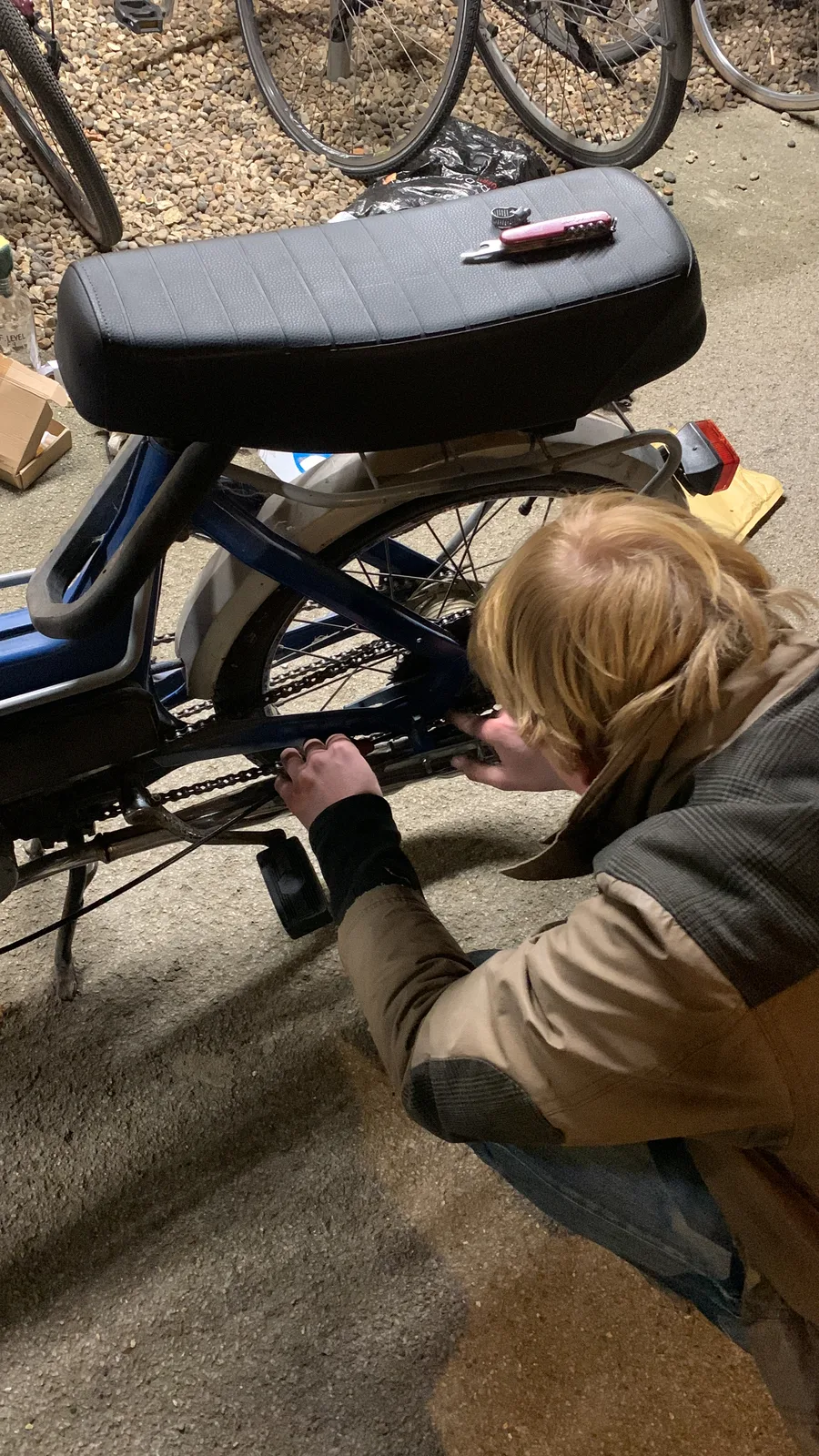 Replacing the Puch Maxi rear brake